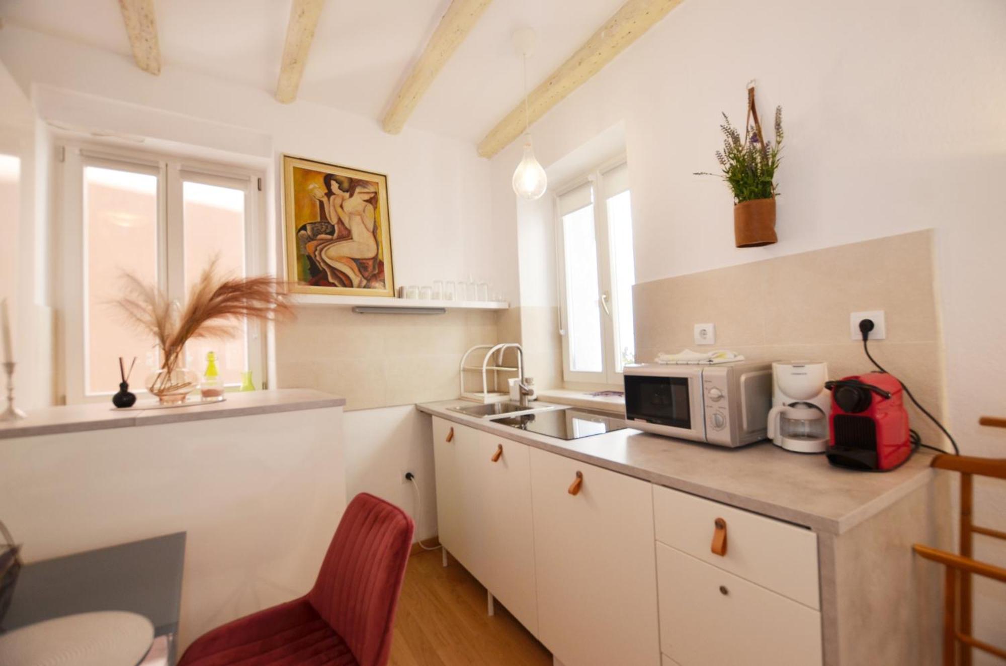 Apartments Lavanda And Oliva روفينج المظهر الخارجي الصورة